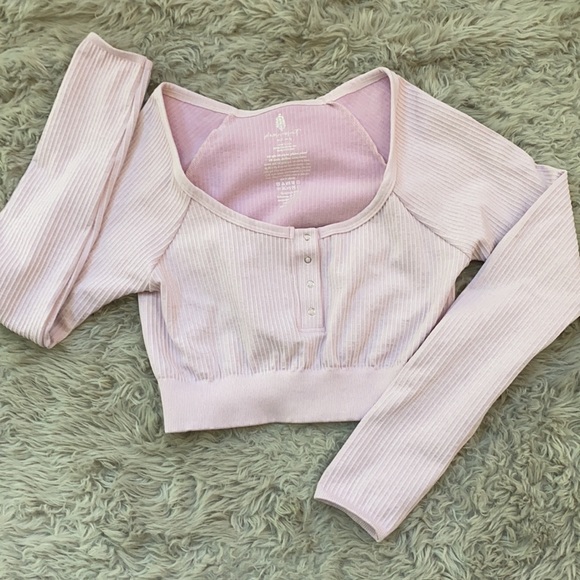 🌺Free people through the night Henley crop top - Picture 9 of 12